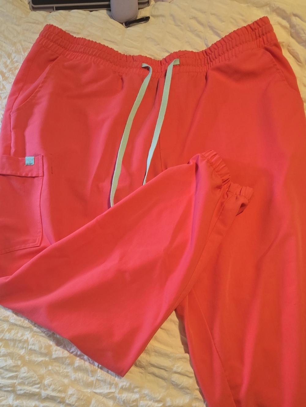 Women's Jogger Scrub Pants- Garde Malade